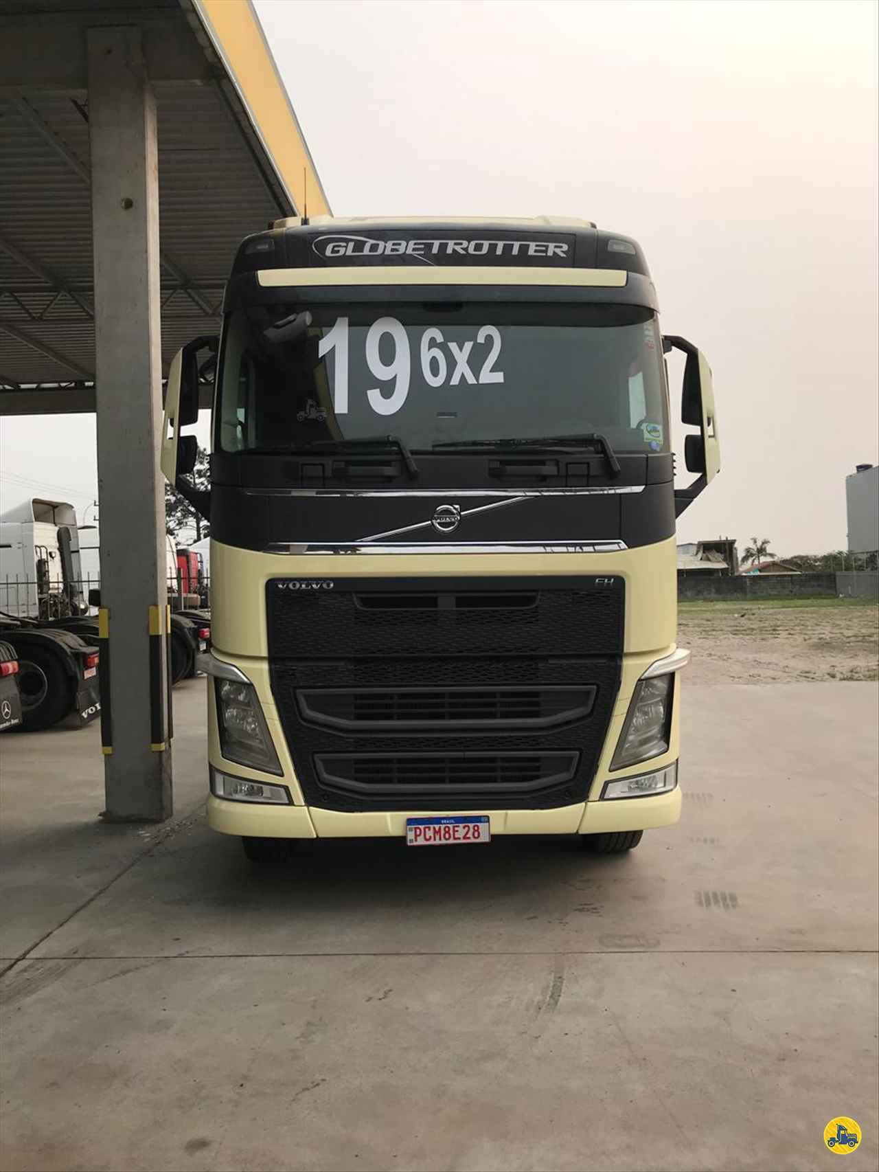 VOLVO FH 460 de Simon Seminovos
